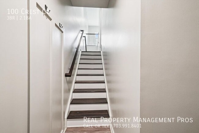 Photo - 100 Crest Ct