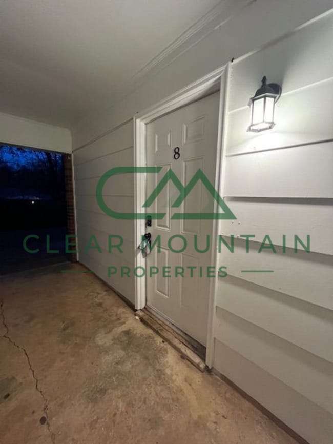 Building Photo - Move-in Special! Limited-Time Leasing Offer!