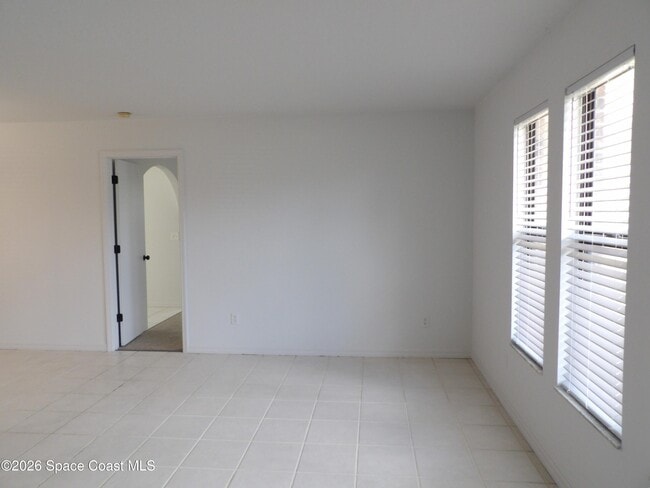 Photo - 1291 Ein Ct NW