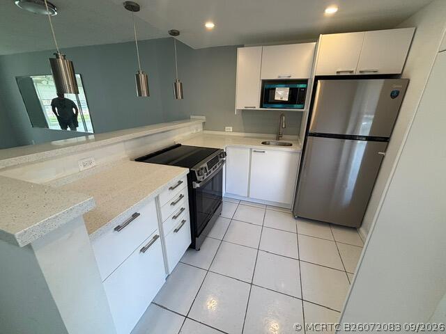 Building Photo - 6200 NW 62nd St Unit 105