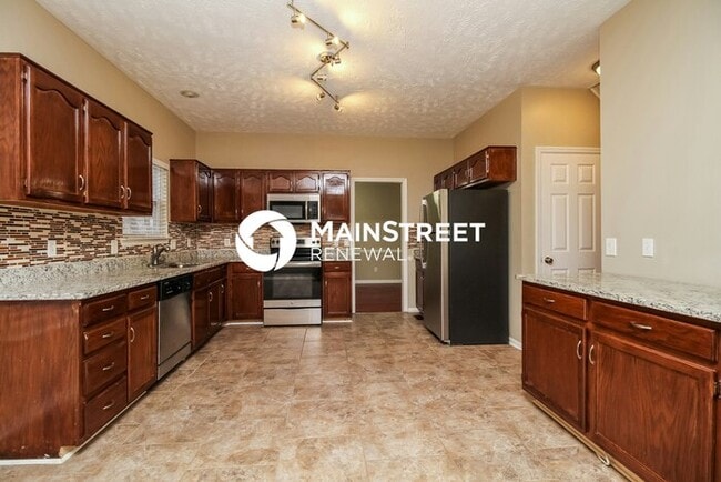 4 Bedroom Pet-Friendly Home in Nashville, TN with Main Street Renewal