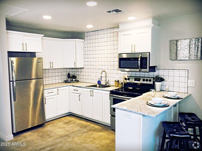 Building Photo - 3011 N 38th St Unit 15 Rental