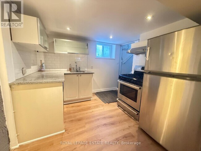 Photo - 225 Indian Rd