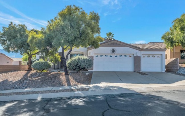 Photo - Oro Valley Home w Fabulous Mountain Views