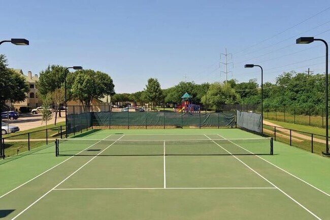 Photo - 3950 Spring Valley Rd Unit b4