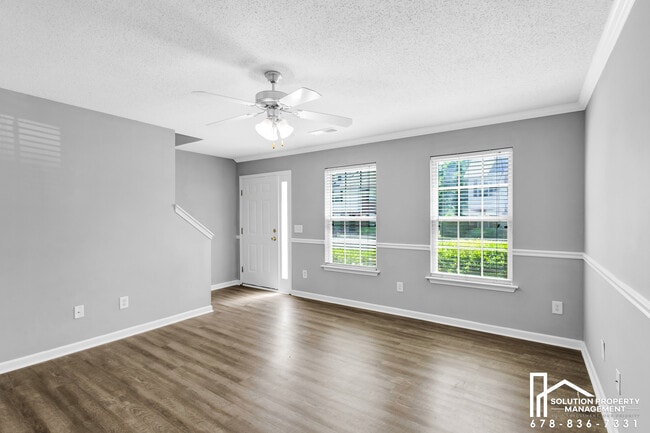 Photo - 141 Madison Pl