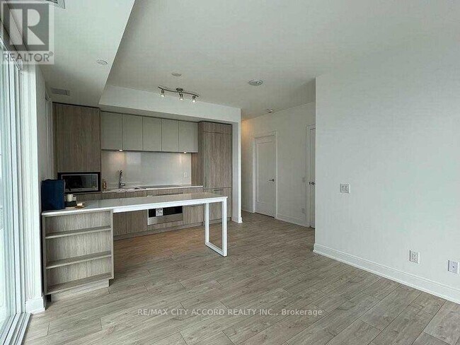 Photo - 70 Annie Craig Dr Unité 1807