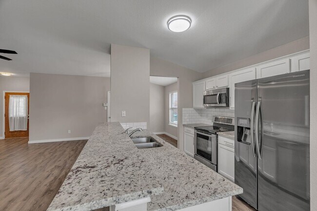 Photo - 3920 Cane River Rd