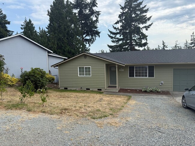 Photo - 1871 Lake Dr