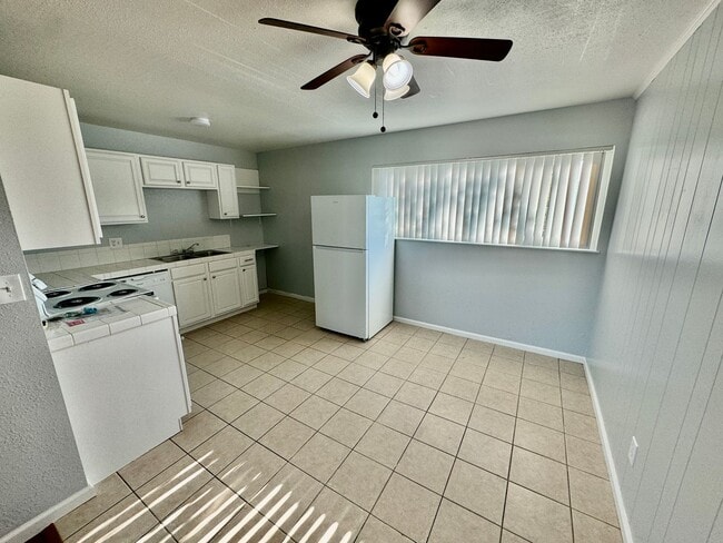 Photo - Cozy 2bd/1bth Available for Rent! Unit 11