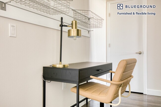 Photo - 6677 Santa Monica Blvd Apartamento Unidad FL4-ID906