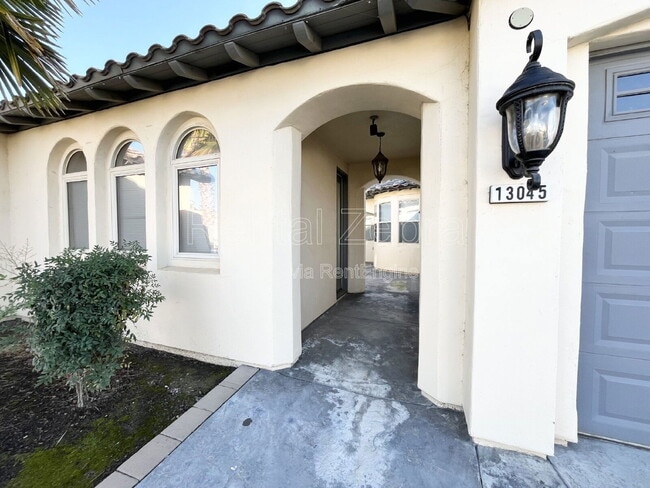 Photo - 13045 Ridgewood Way