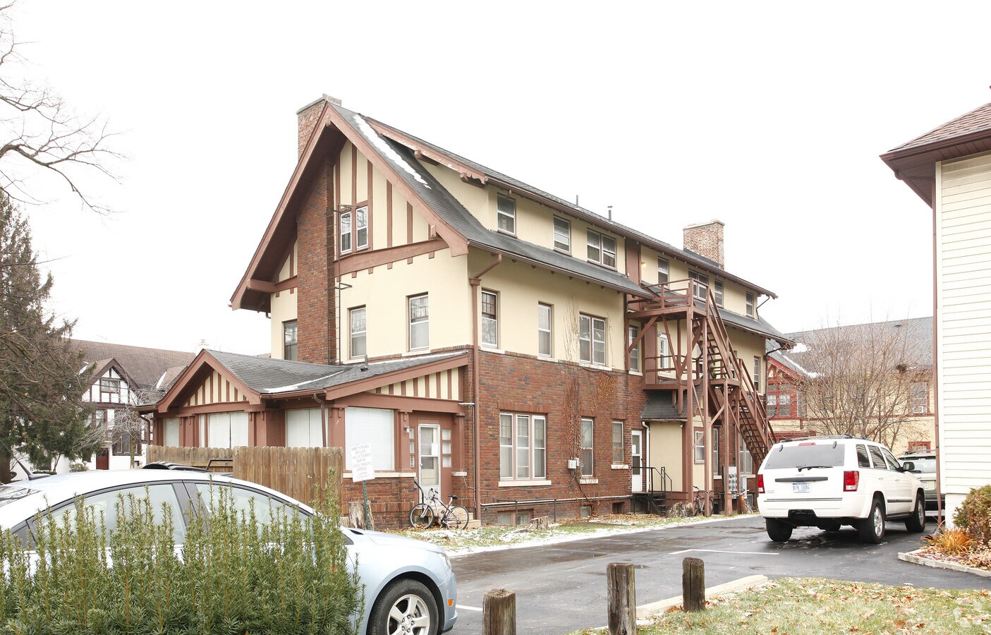 Photo - 1223 Hill St Apartments