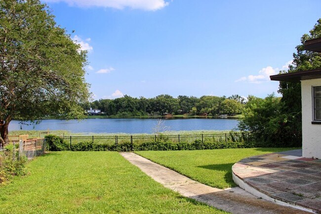3012 Justamere Ln