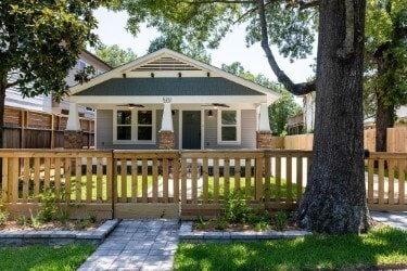 Photo - 5212 Noble St