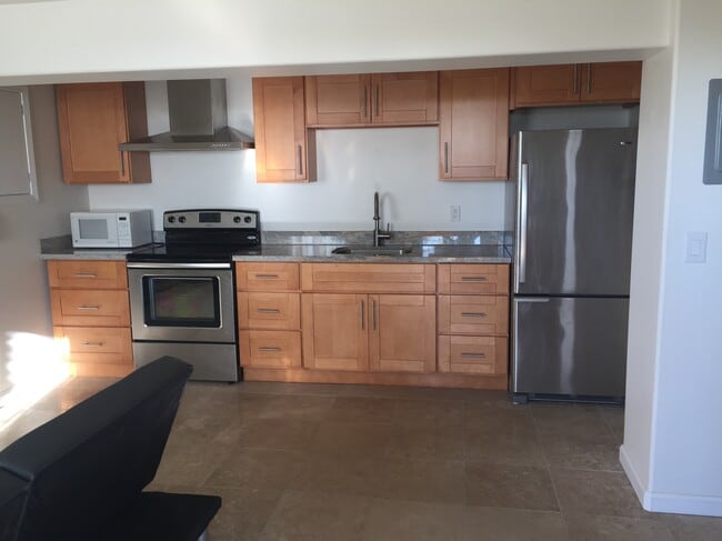 kitchen - 18787 Titan Plz Unidad Private 1-Bedroom In-Law