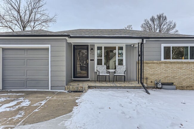 Photo - Chic 2 BDR Haven with Private Backyard