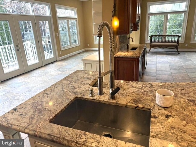 Photo - 2054 Madrillon Rd