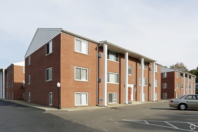 Beverly Hills Apartments - Beverly Hills Apartments