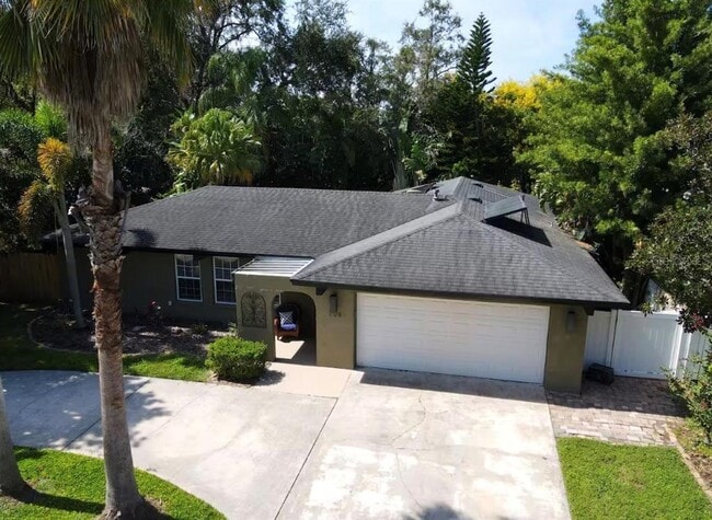 Building Photo - 738 Lake Howell Rd