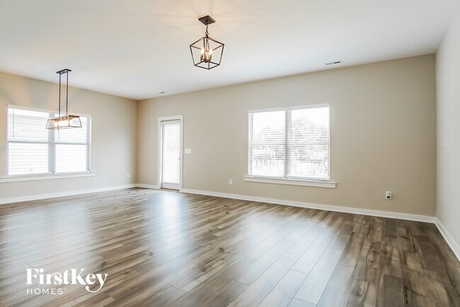 Photo - 120 Co Rd 1701