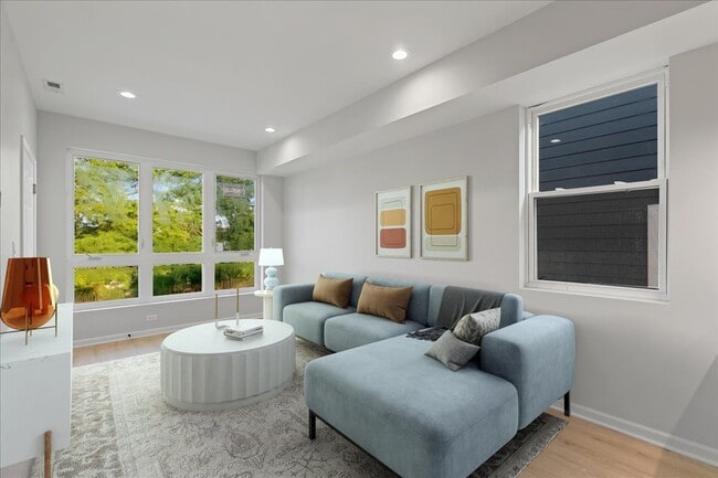 Photo - 4539 S Evans Ave