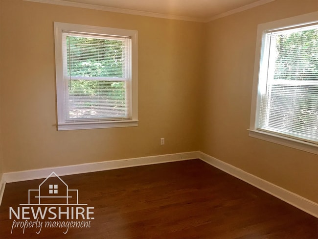 Photo - 24 Prancer Ave