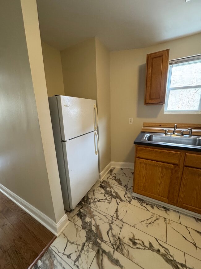 Photo - 5166 Parkside ave Unit 2nd Floor