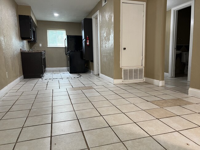 Photo - 7605 Denton St Unit 1-1