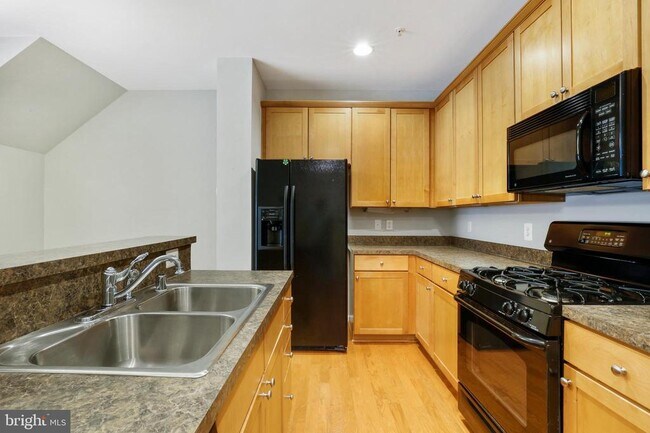 4455 Beacon Grove Cir