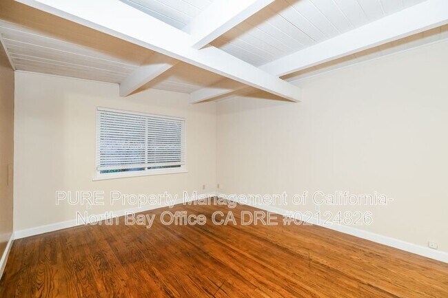 Photo - 162 Brush Creek Rd