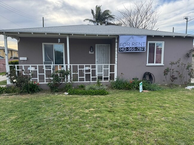 Photo - 11709-11711 Adenmoor Avenue Unit 11711