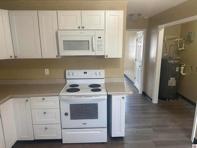 Photo - 122 Barcelona Ct