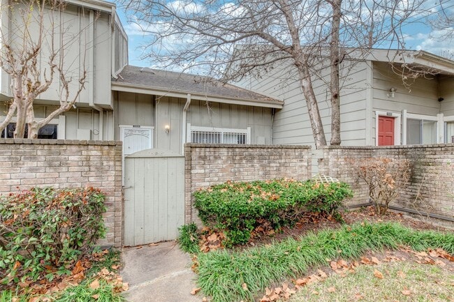 Photo - 12926 Greenway Chase Ct Unit 2926