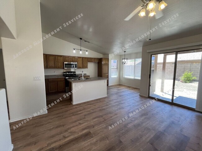 Photo - BEAUTIFUL 3 BEDROOM 2 BATHROOM HOME IN GOODYEAR