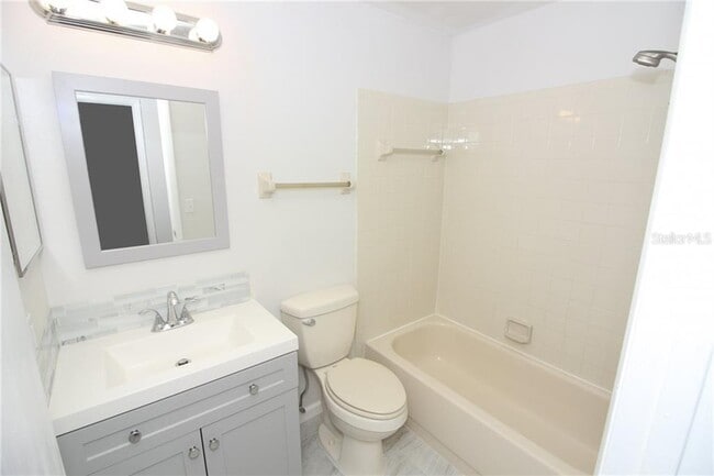 Second Bathroom - 2556 Woodgate Blvd Unit Apt 206