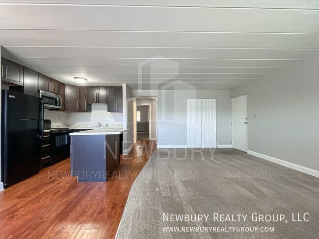 Photo - Modern Comfort Meets Convenience: Your Ide... Unidad Apt. 9