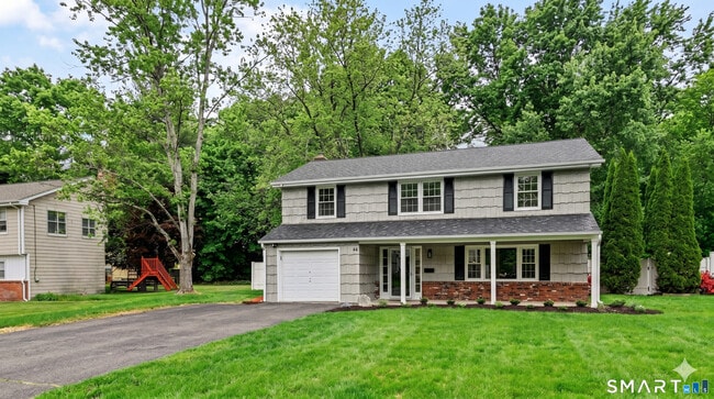 Building Photo - 44 Barmore Dr W
