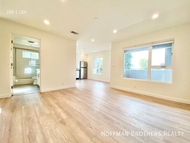 Photo - 3245 Drew St Unidad 1