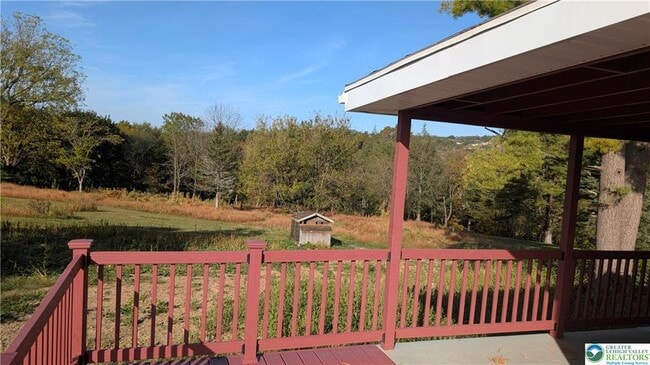 Photo - 487 Club Rd