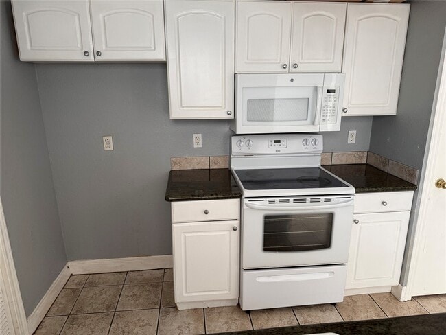 Photo - 18101 Heritage Ln Unidad 8101