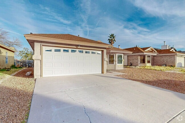 Building Photo - Charming 3 bedroom 2 bath home in Northeas...