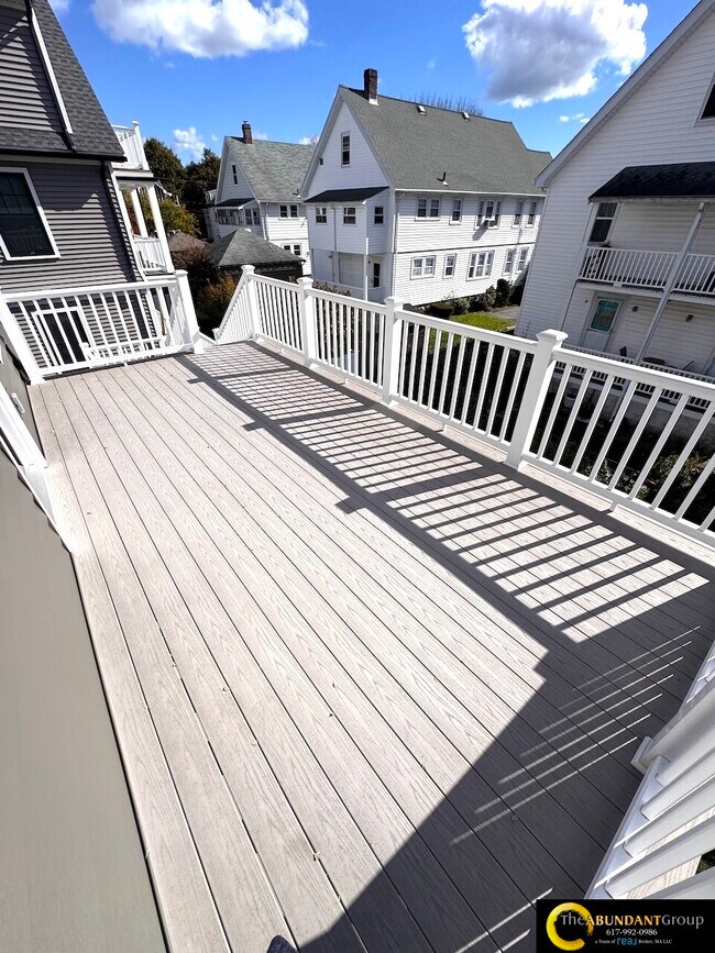 Photo - 14 White St Unit 2