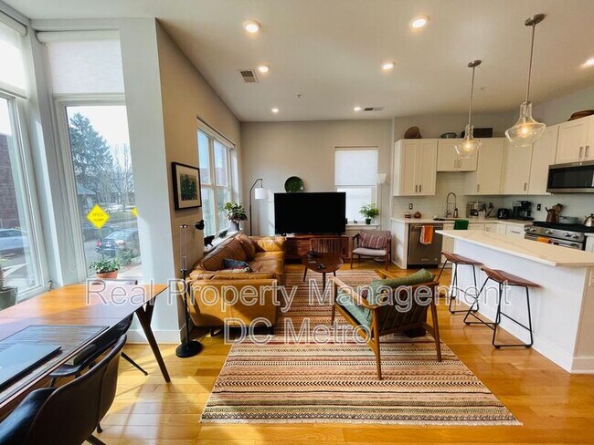 Photo - 1512 K St SE Unit #2