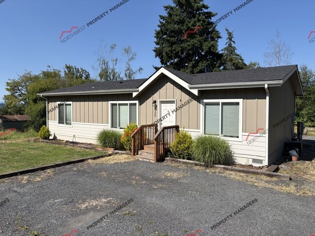 Building Photo - STATUS: AVAILABLE  | R335 | $2295 + $100 flat rate for Electric and sewer