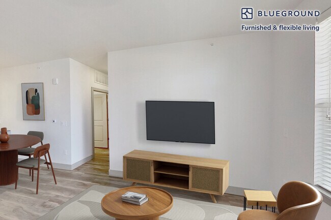 6855 S Langdale St Unidad SI FL3-ID988A