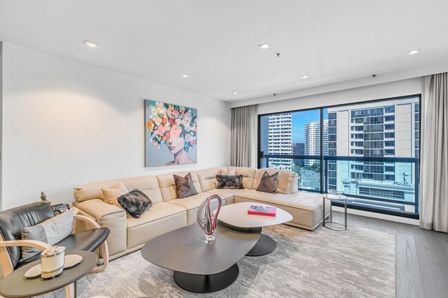 Photo - 10724 Wilshire Blvd Unit 903