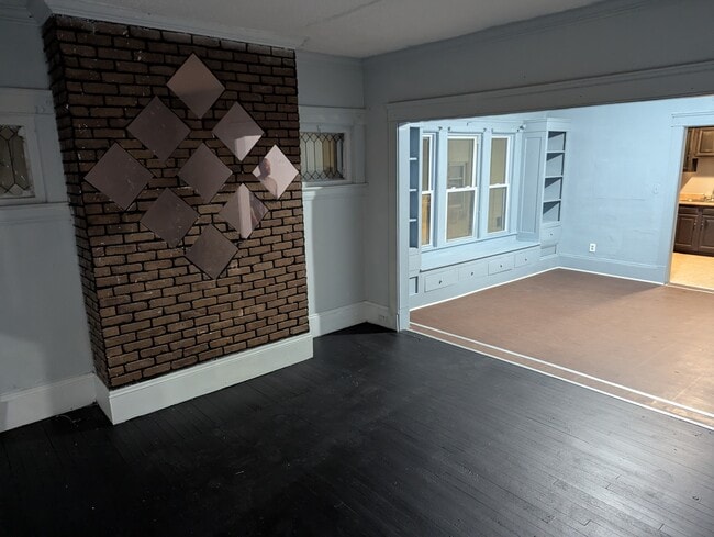 Photo - 1863 Noble Rd Unit 1