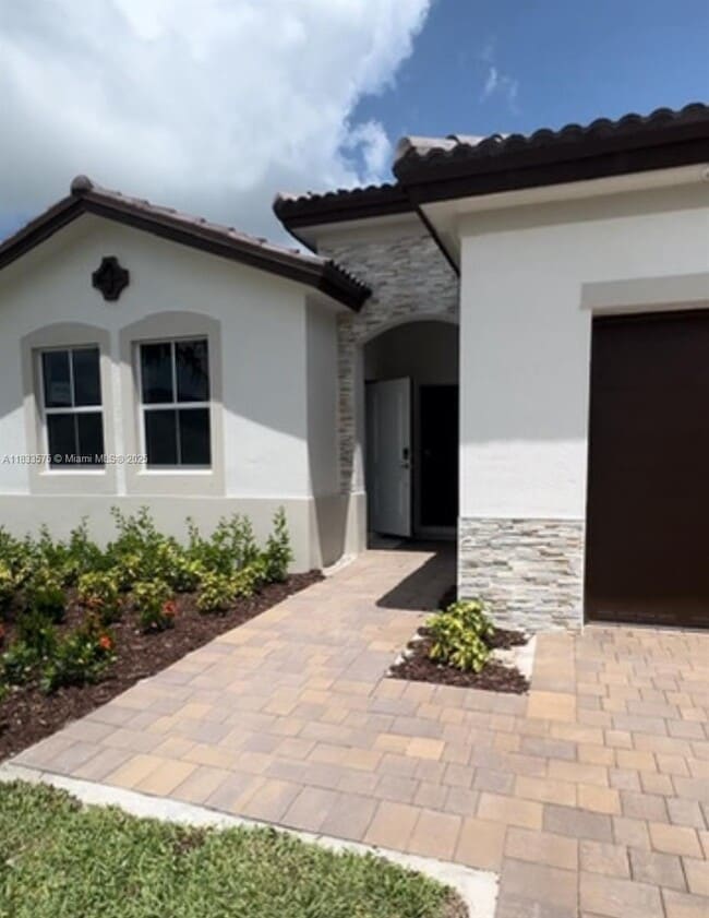 Photo - 2923 SE 23rd Ave