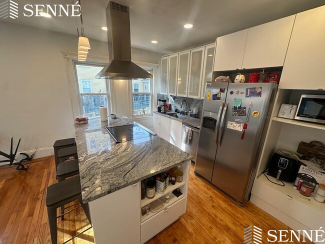 Photo - 229 Harvard St Unit 1